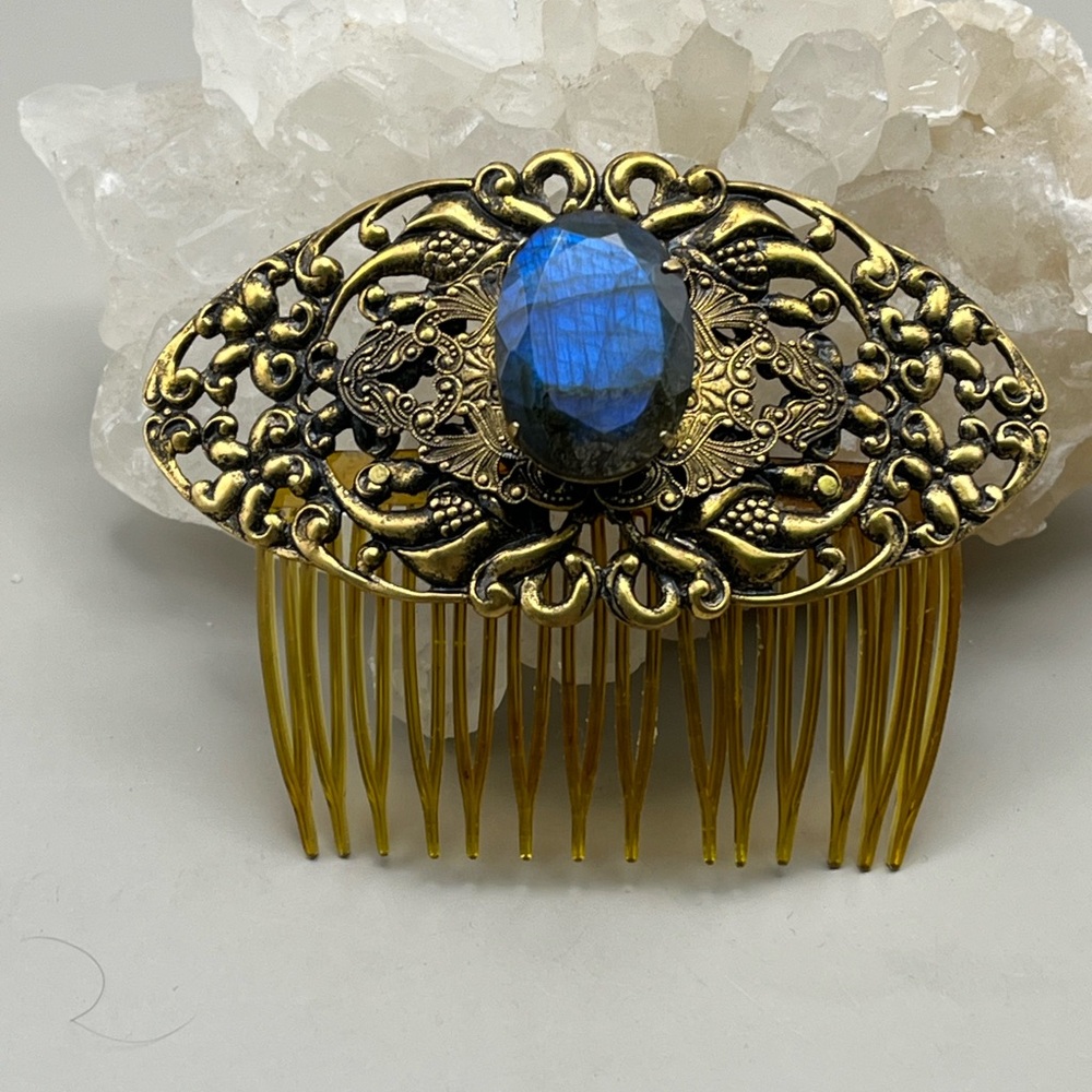 Elegant Vintage Gold and Blue Labradorite Hair Comb - Picture 5 of 6